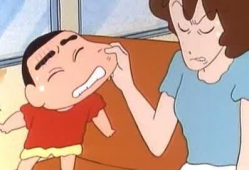 小新看漫画,趣味横生的日常趣事